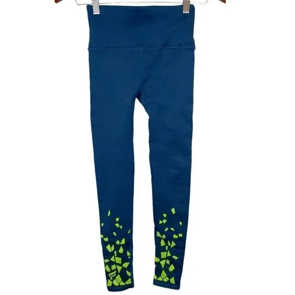 Fabletics High-Waisted Seamless Rib Legging - Picture 6 of 13